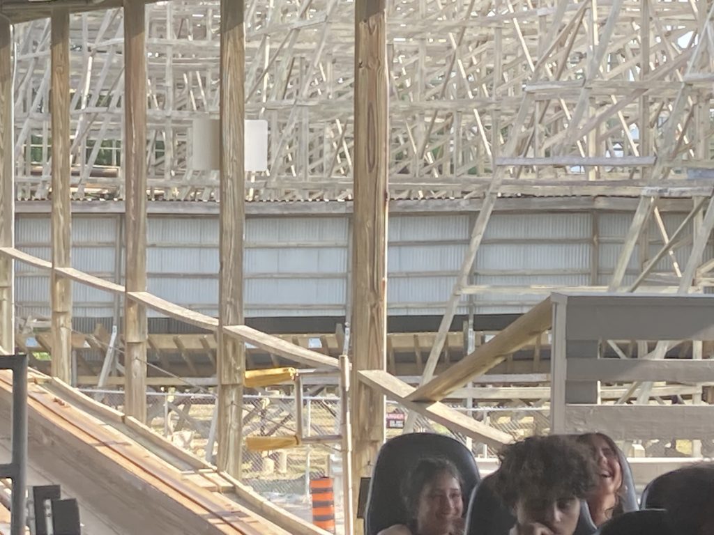Minebuster's helix, from a distance.
