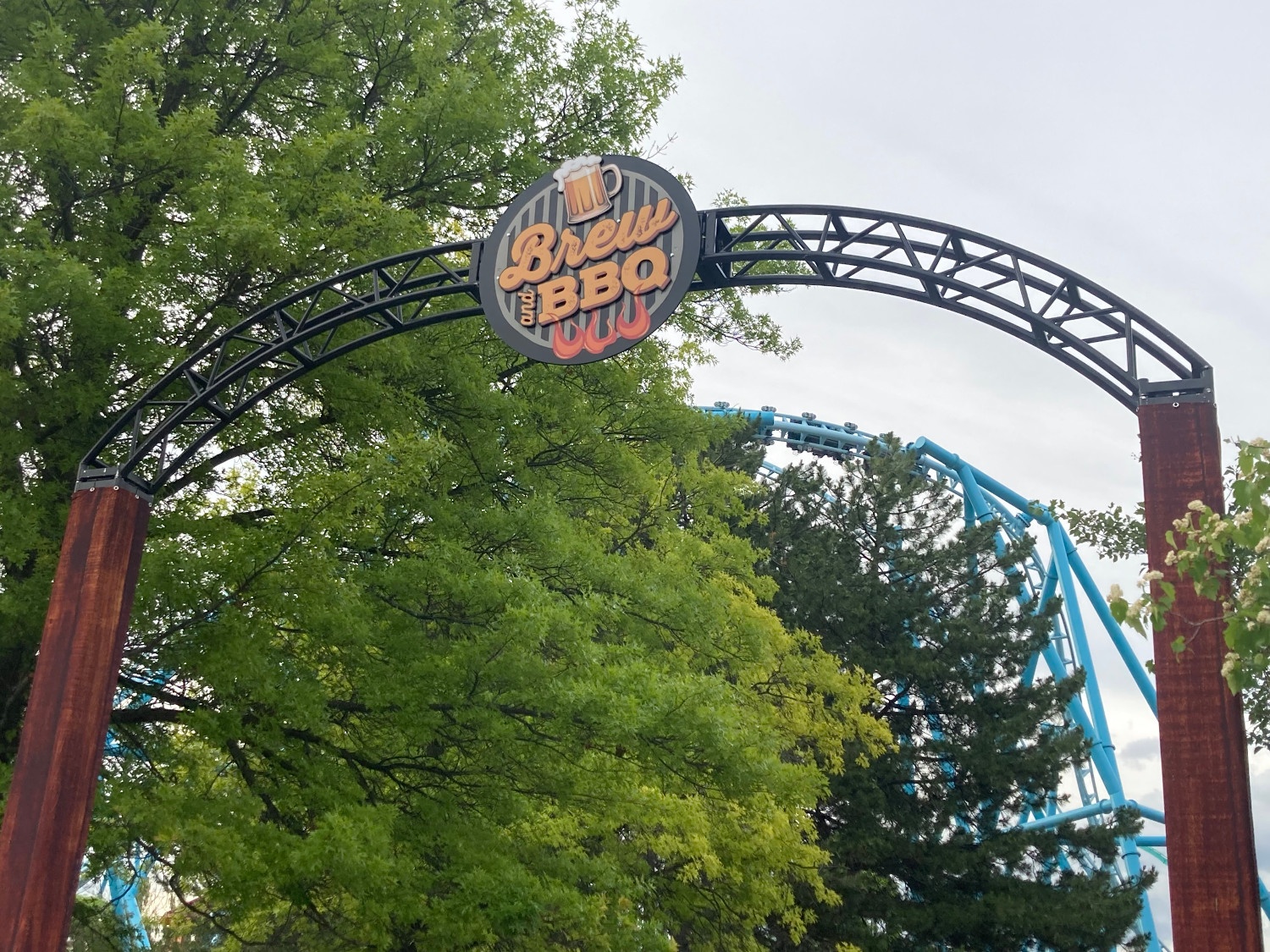 Brew & BBQ Arch