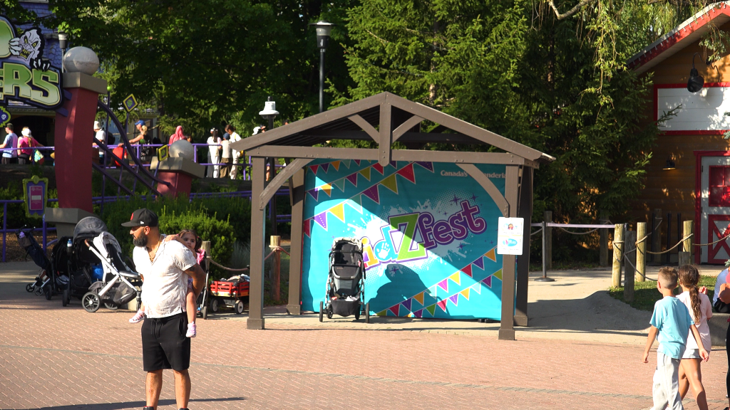 KidZfest Meet and Greet spot in Planet Snoopy.