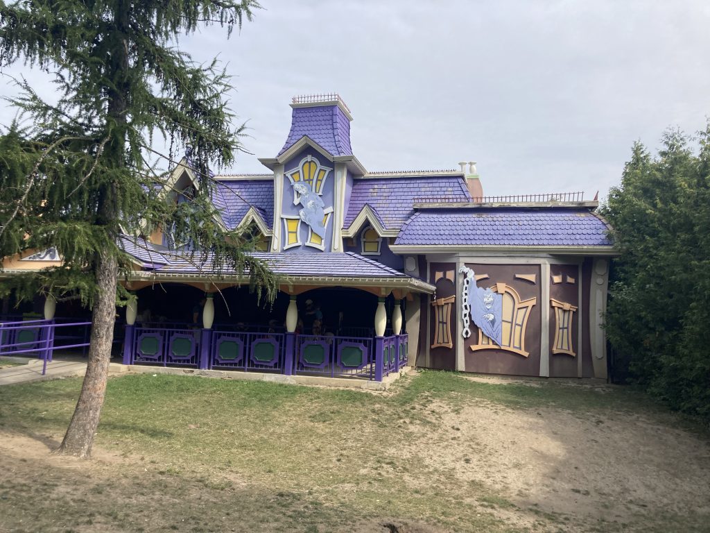 The exterior of Boo Blasters on Boo Hill.