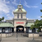 La Ronde entrance building.