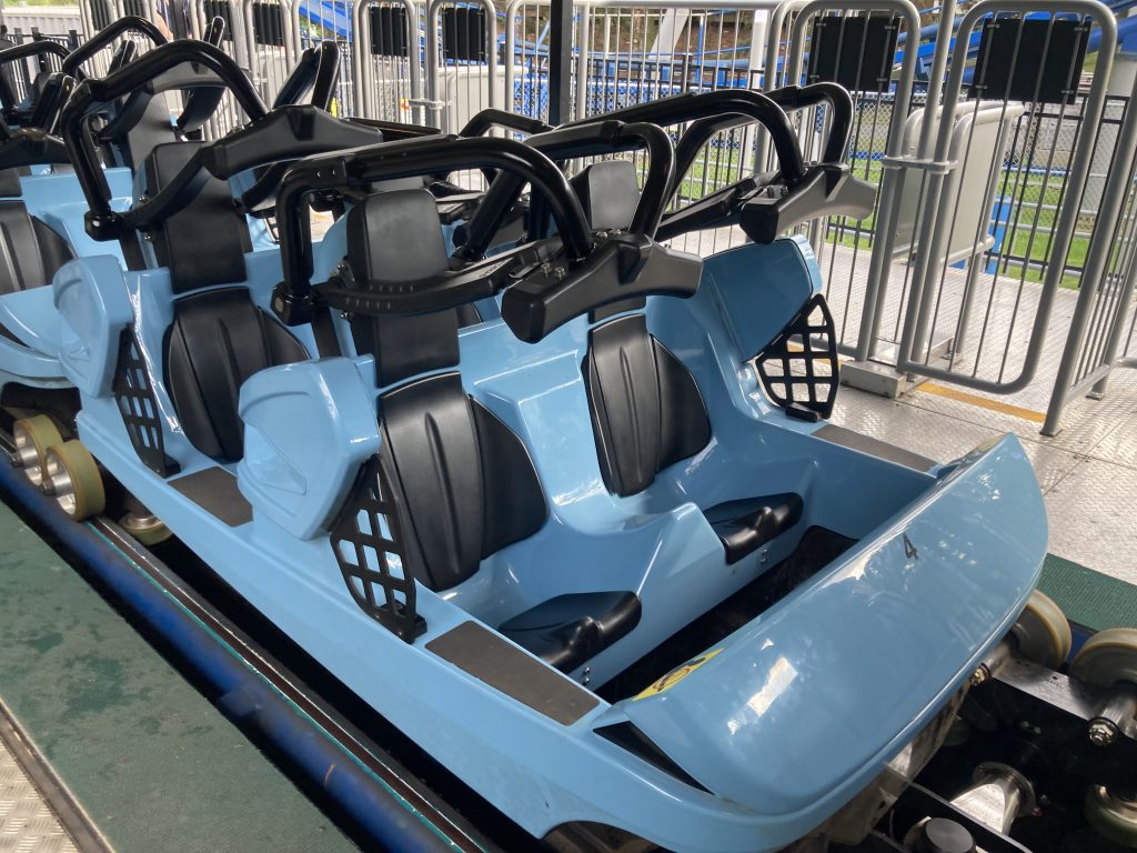 New trains on Le Boomerang.